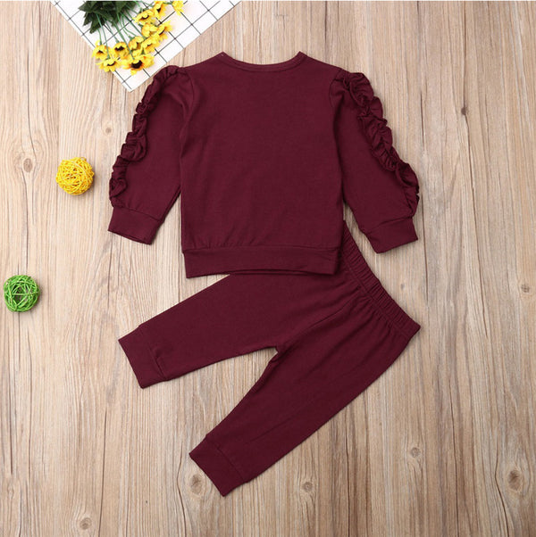 Baby Set – Soft Ruffle Sweatshirt & Pants