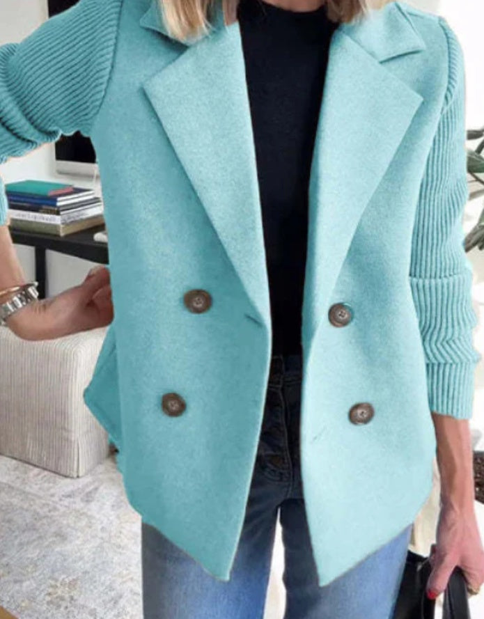 Double-Breasted Coat – Warm & Stylish