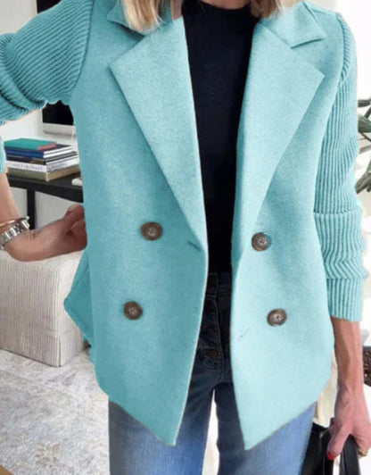 Double-Breasted Coat – Warm & Stylish